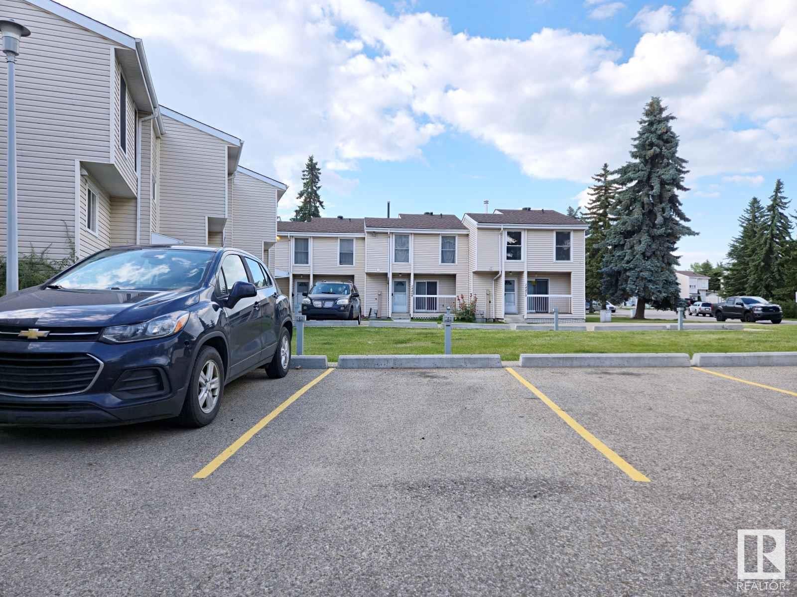 Photo 16 of 14458 56 St Nw, Edmonton AB