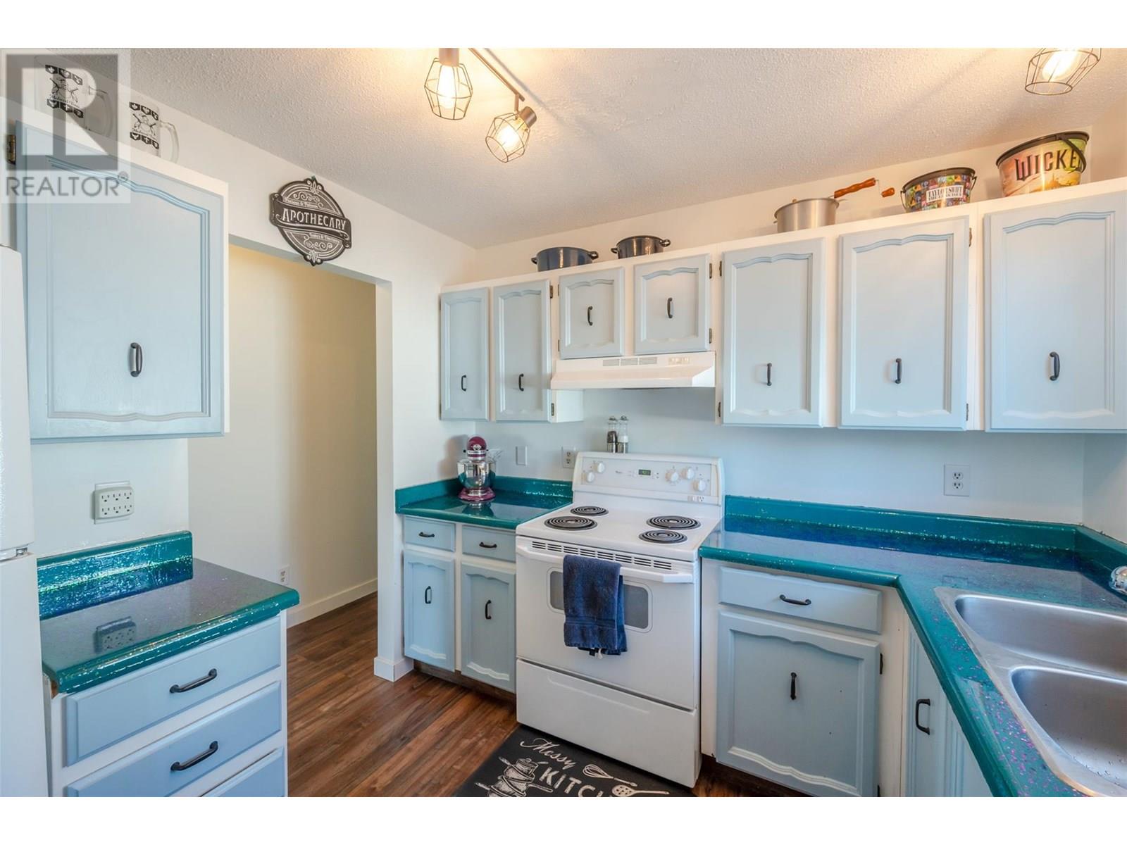546 Balsam Avenue, Penticton