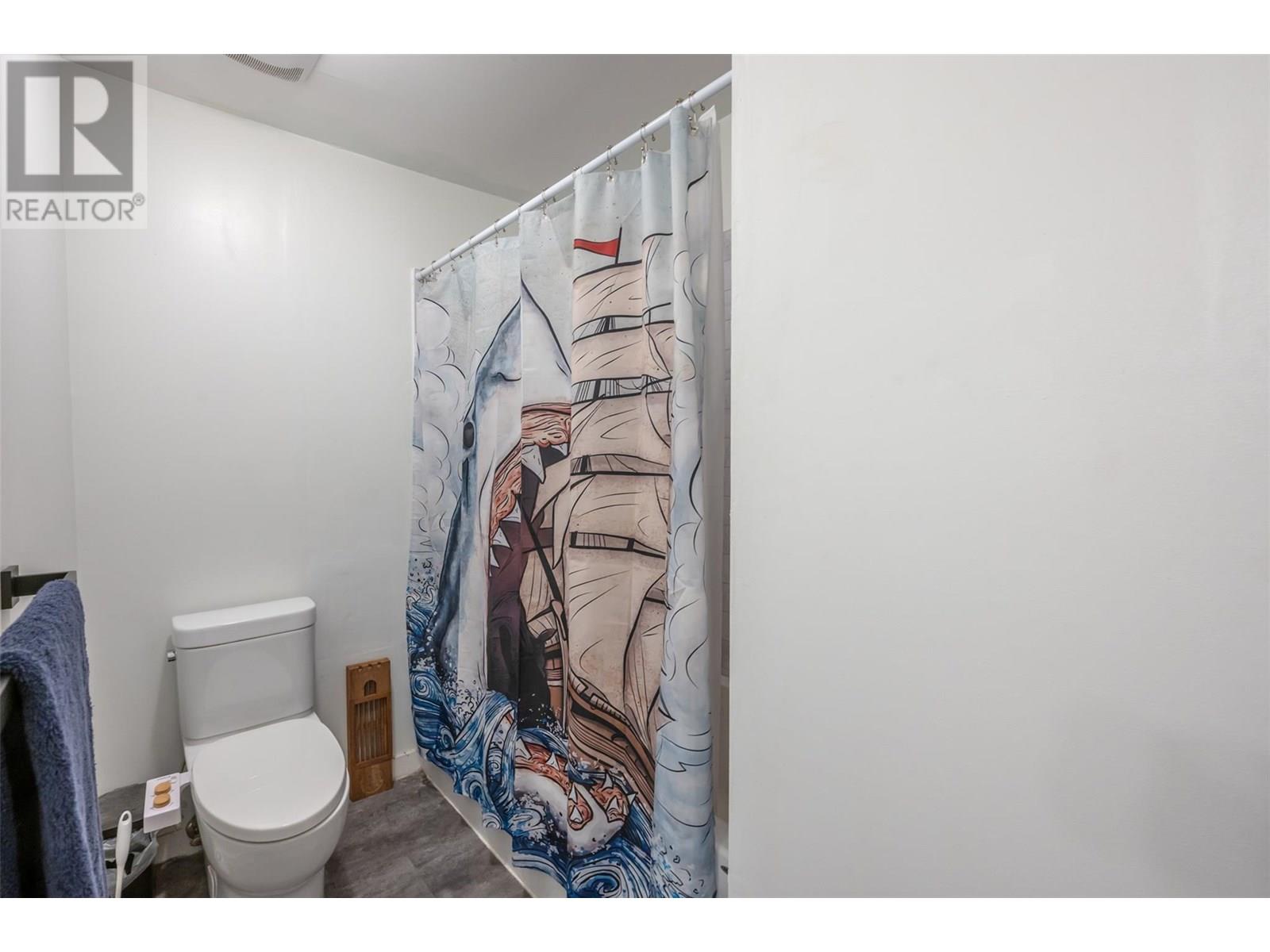 546 Balsam Avenue, Penticton