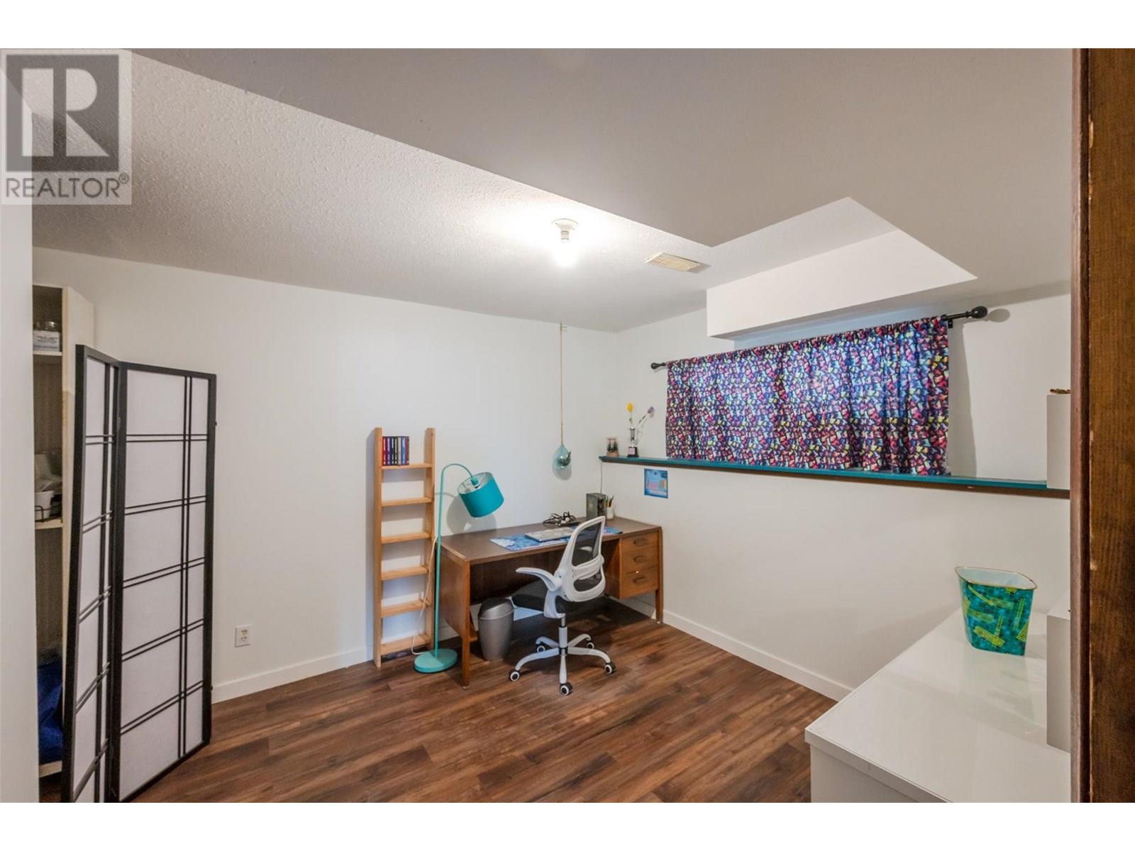 546 Balsam Avenue, Penticton