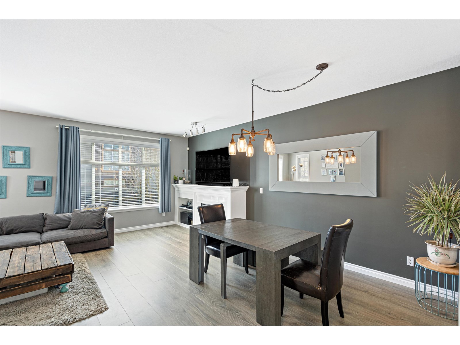 Photo 10 of 129 18777 68 A Avenue, Surrey BC
