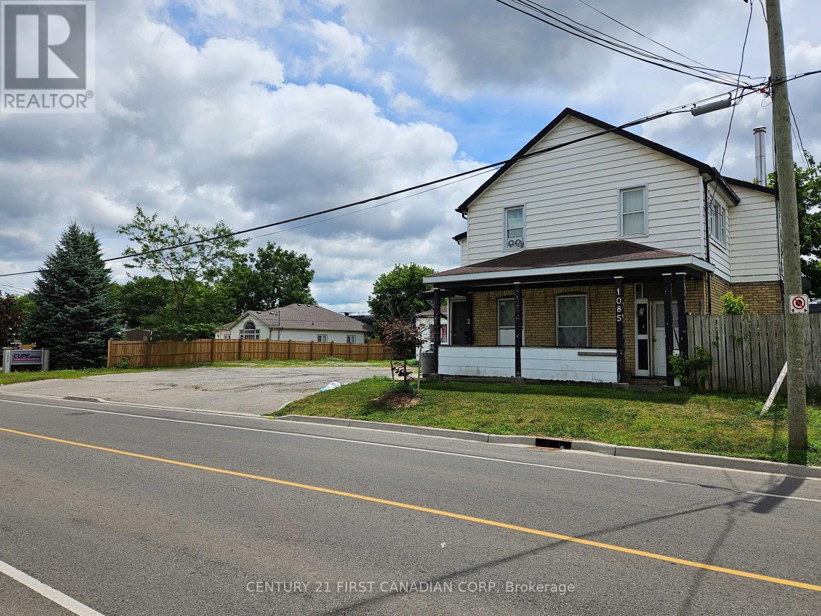 Photo 2 of 1085 Brydges Street, London East ON