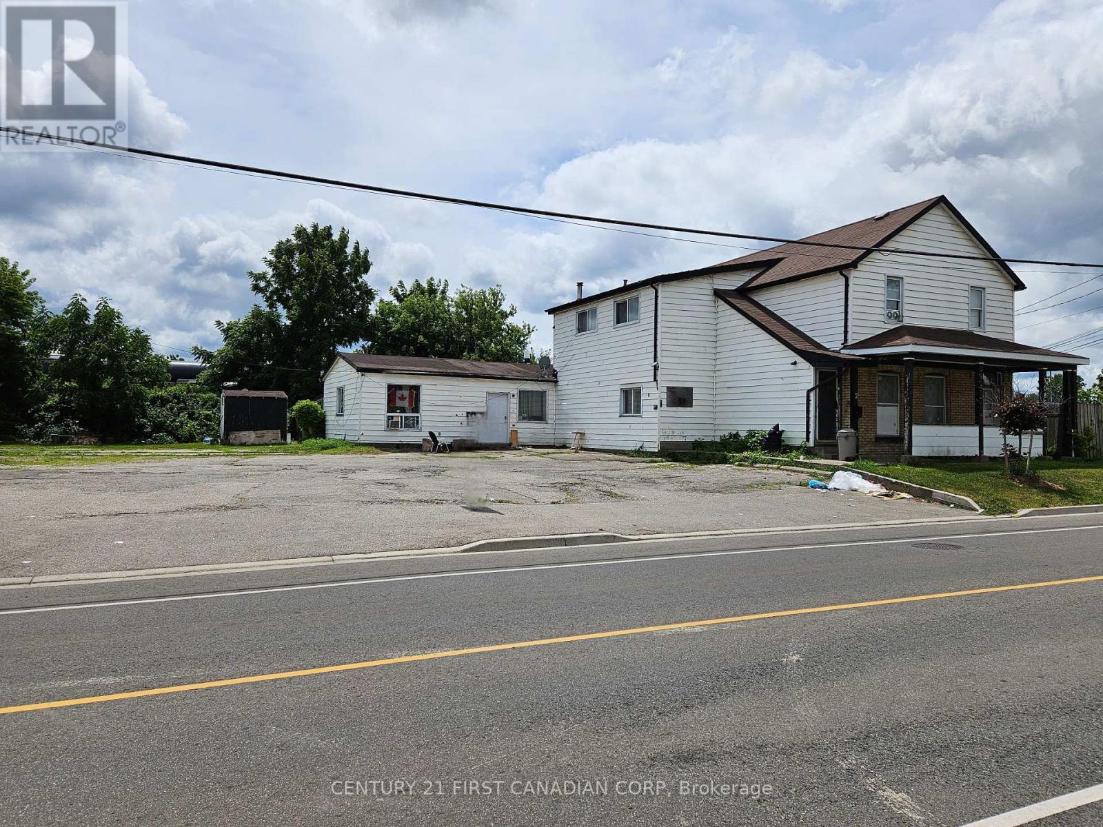 Photo 3 of 1085 Brydges Street, London East ON