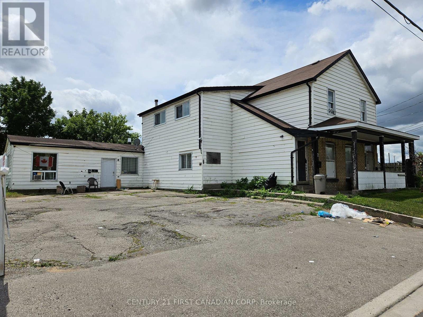 Photo 4 of 1085 Brydges Street, London East ON