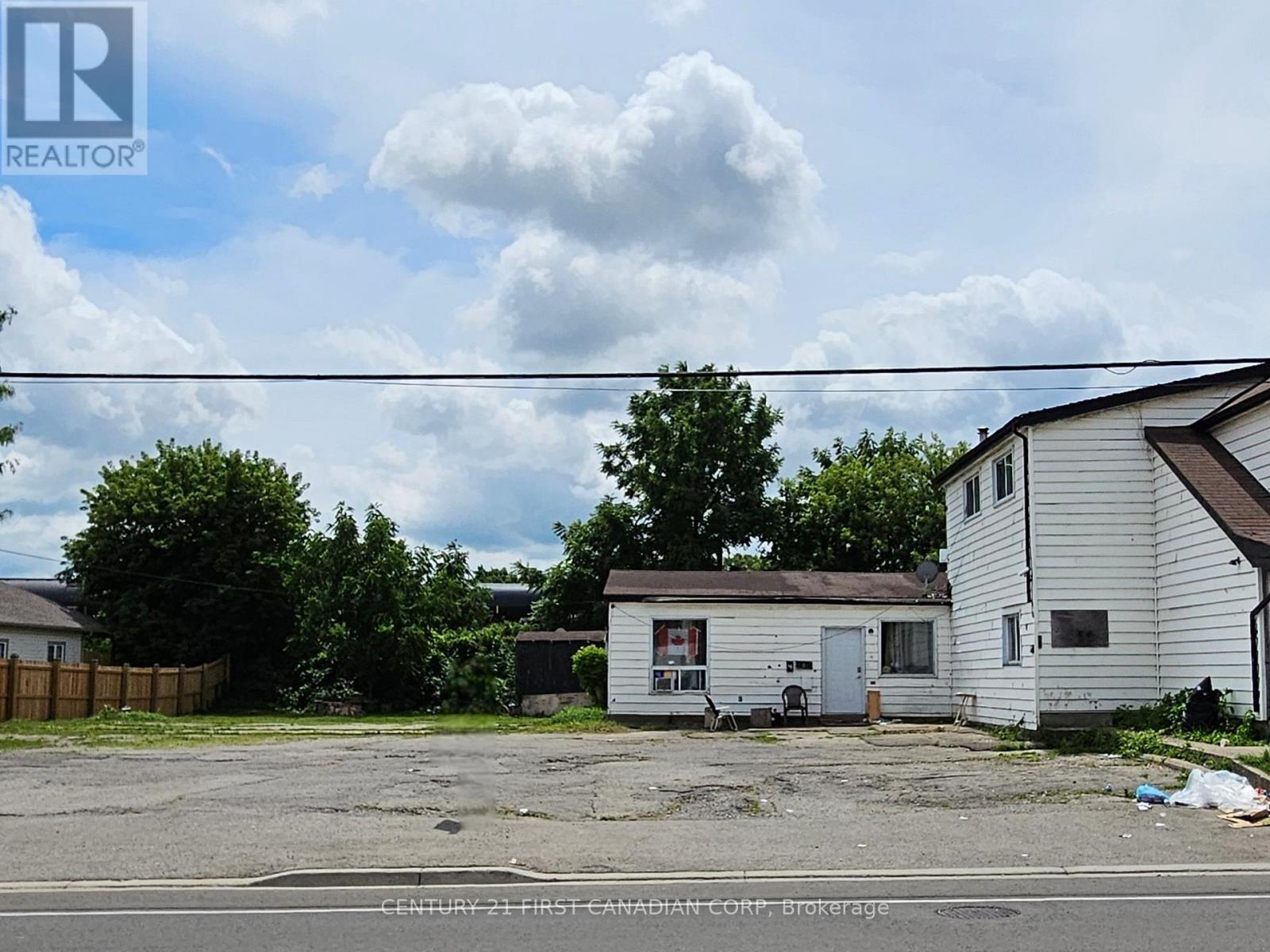Photo 5 of 1085 Brydges Street, London East ON