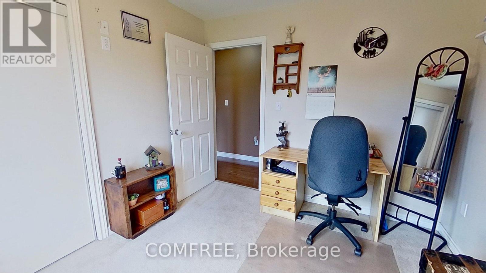 Photo 18 of 4012 Edward Street, Petrolia ON