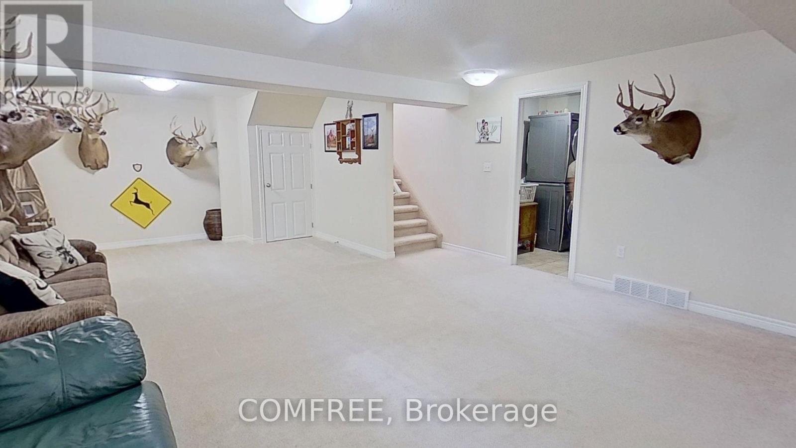 Photo 24 of 4012 Edward Street, Petrolia ON