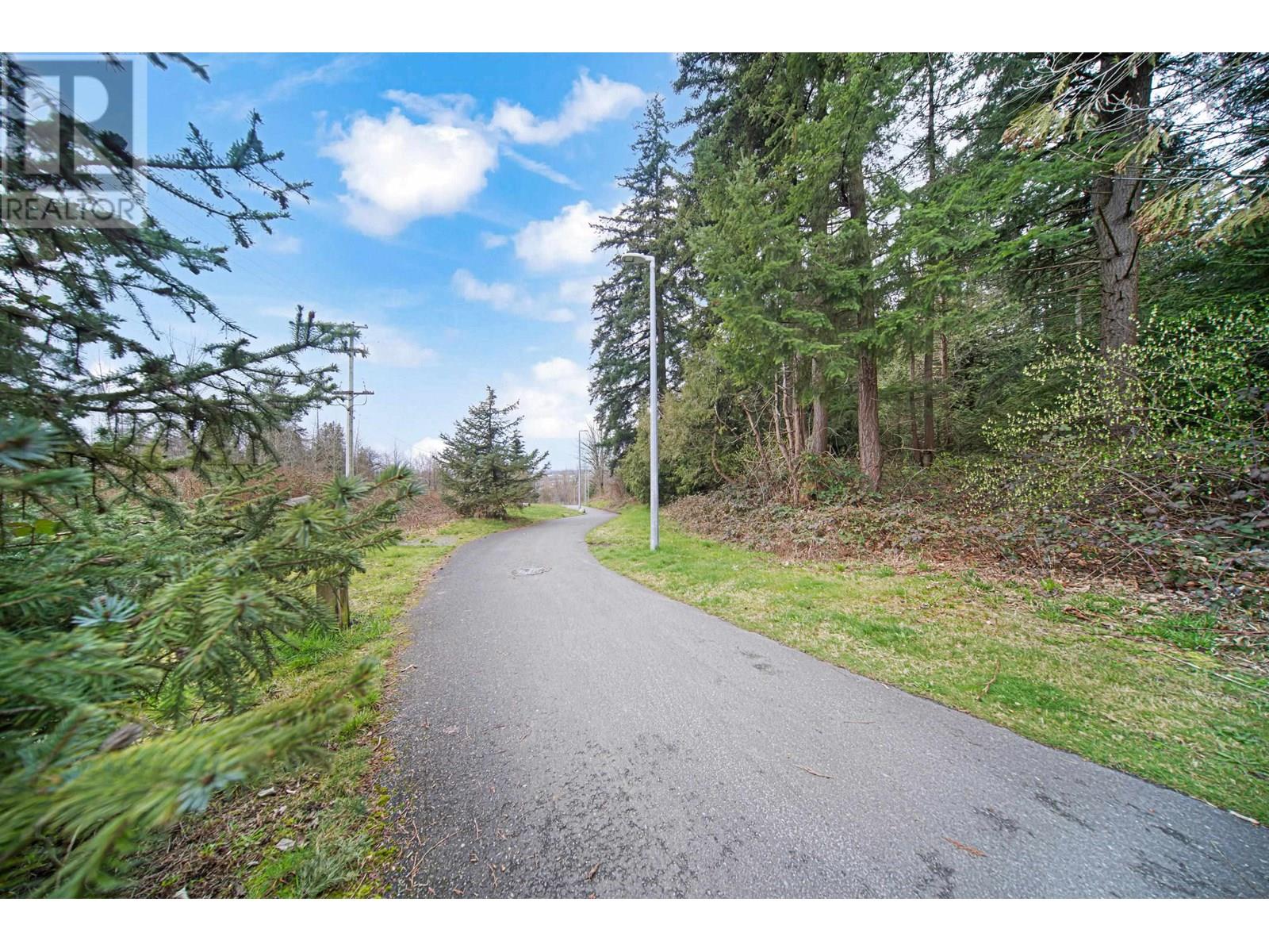 Photo 5 of 50 7488 Southwynde Avenue, Burnaby BC