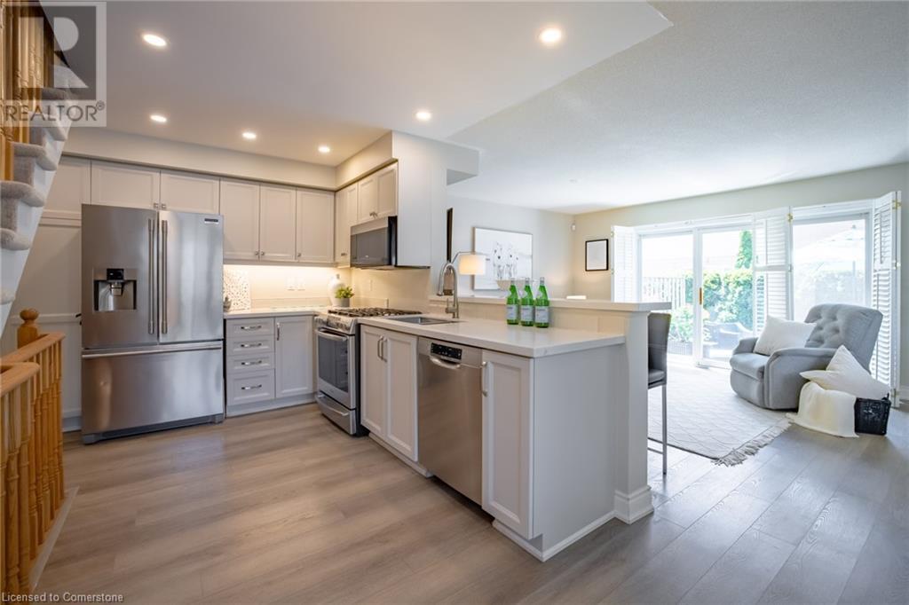 Photo 7 of 1050 Grand Boulevard Unit 11, Oakville ON