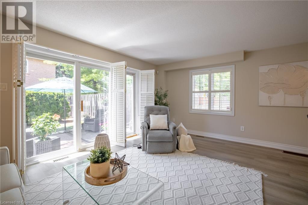 Photo 12 of 1050 Grand Boulevard Unit 11, Oakville ON