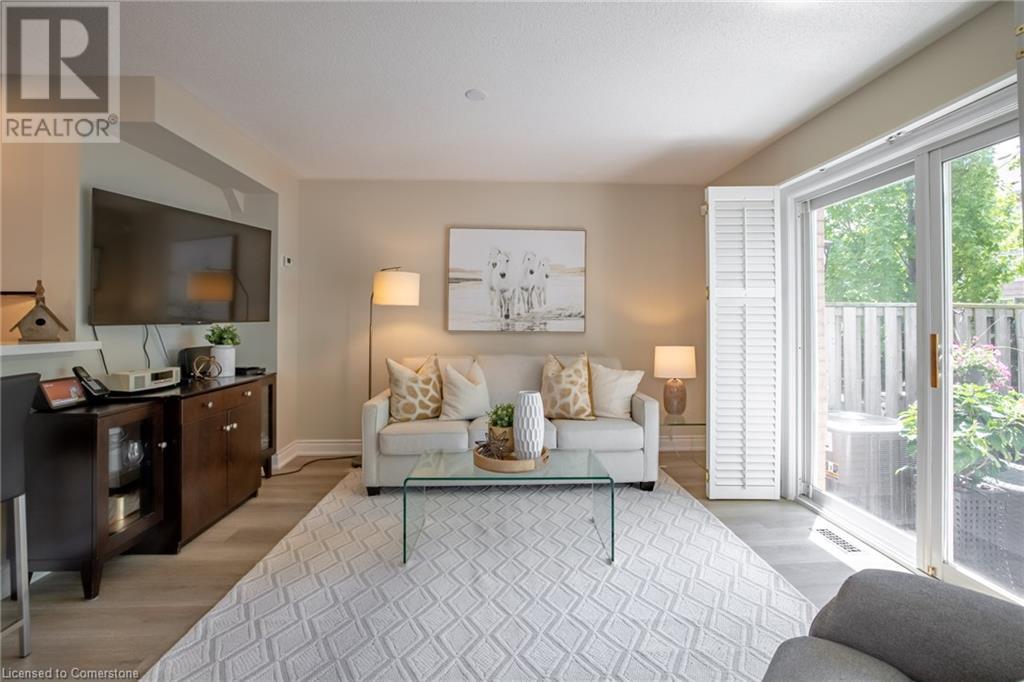 Photo 11 of 1050 Grand Boulevard Unit 11, Oakville ON