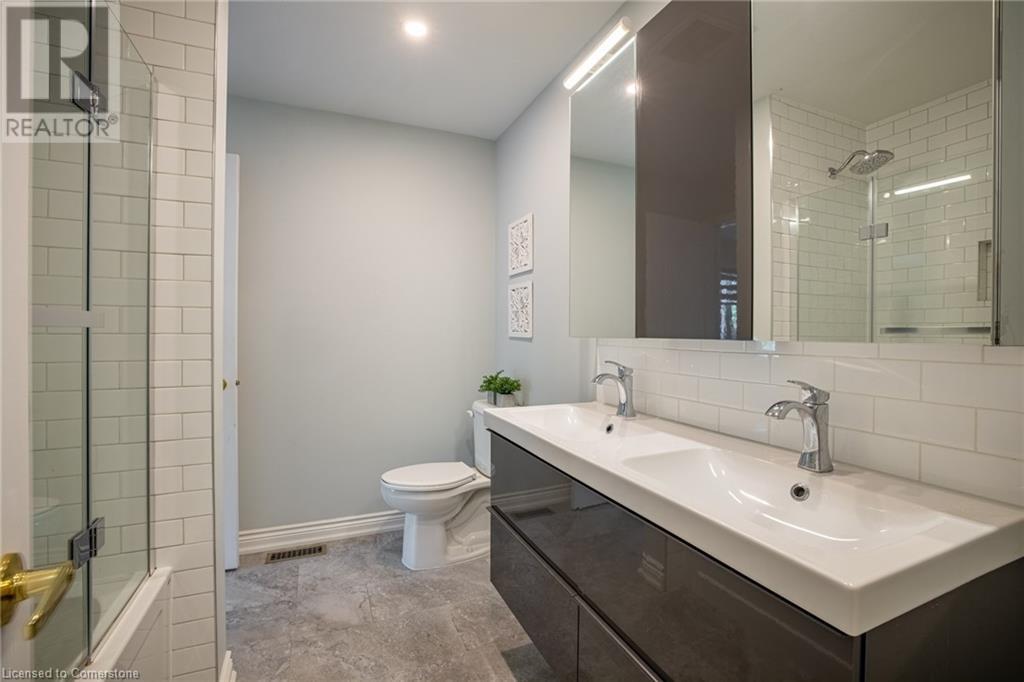 Photo 19 of 1050 Grand Boulevard Unit 11, Oakville ON