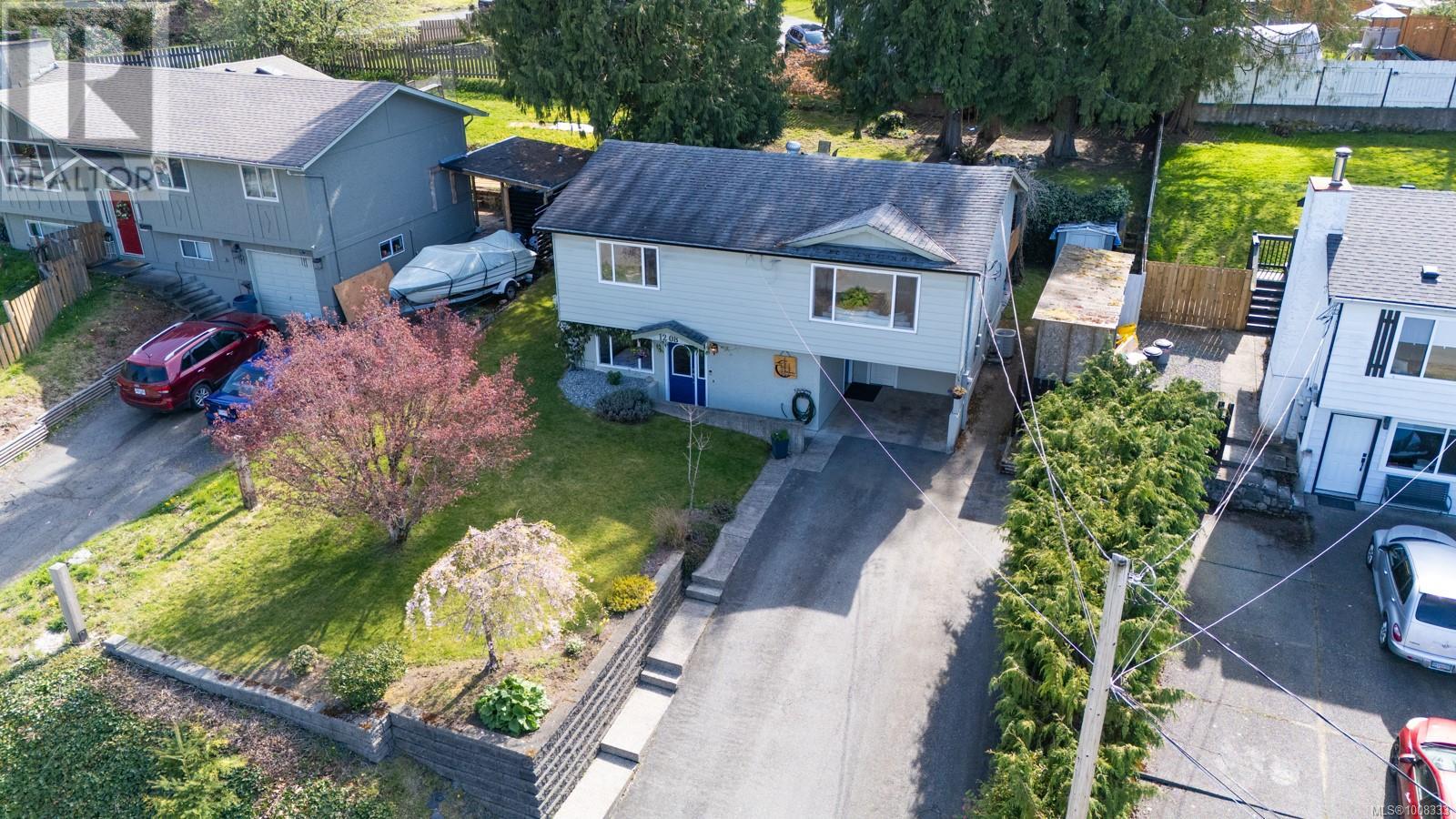 1208 Cloke Rd, Ladysmith