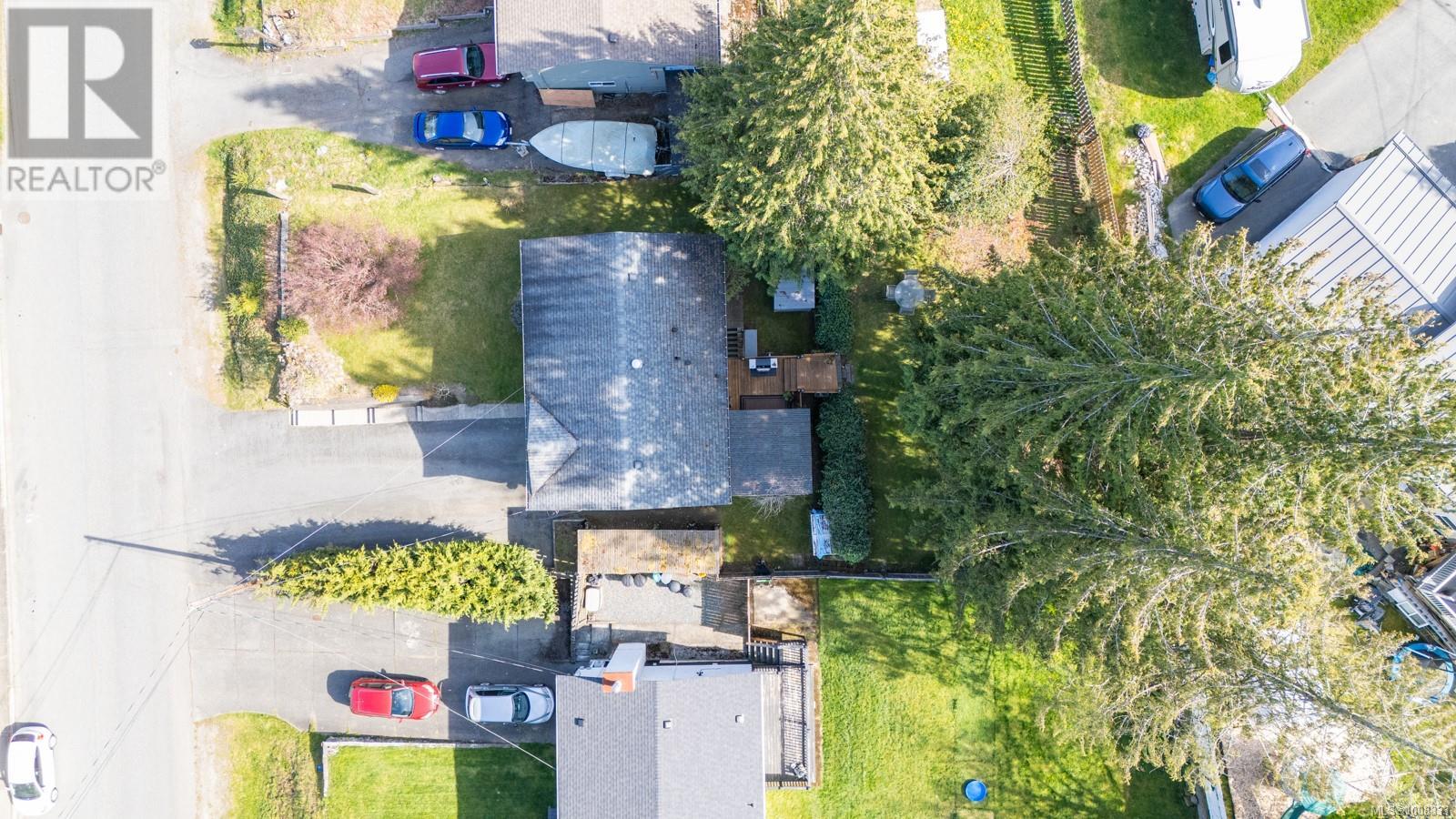 1208 Cloke Rd, Ladysmith