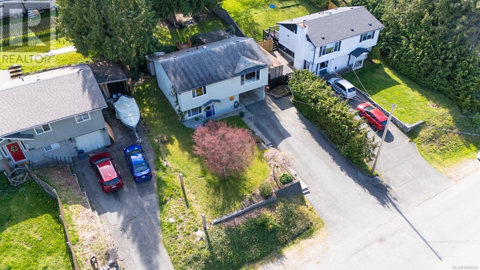1208 Cloke Rd, Ladysmith