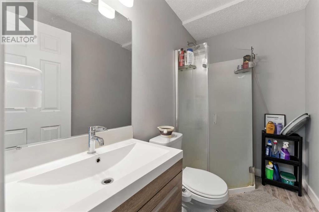 Single Family House Bungalow for Sale in  Whitman Place NE Whitehorn Calgary 