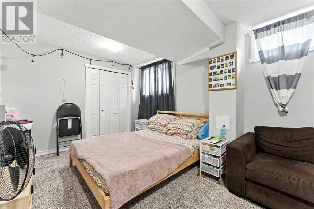 Single Family House Bungalow for Sale in  Whitman Place NE Whitehorn Calgary 