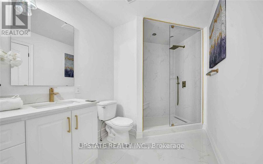 Photo 30 of 70 Pleasant Valley Place, Brampton ON