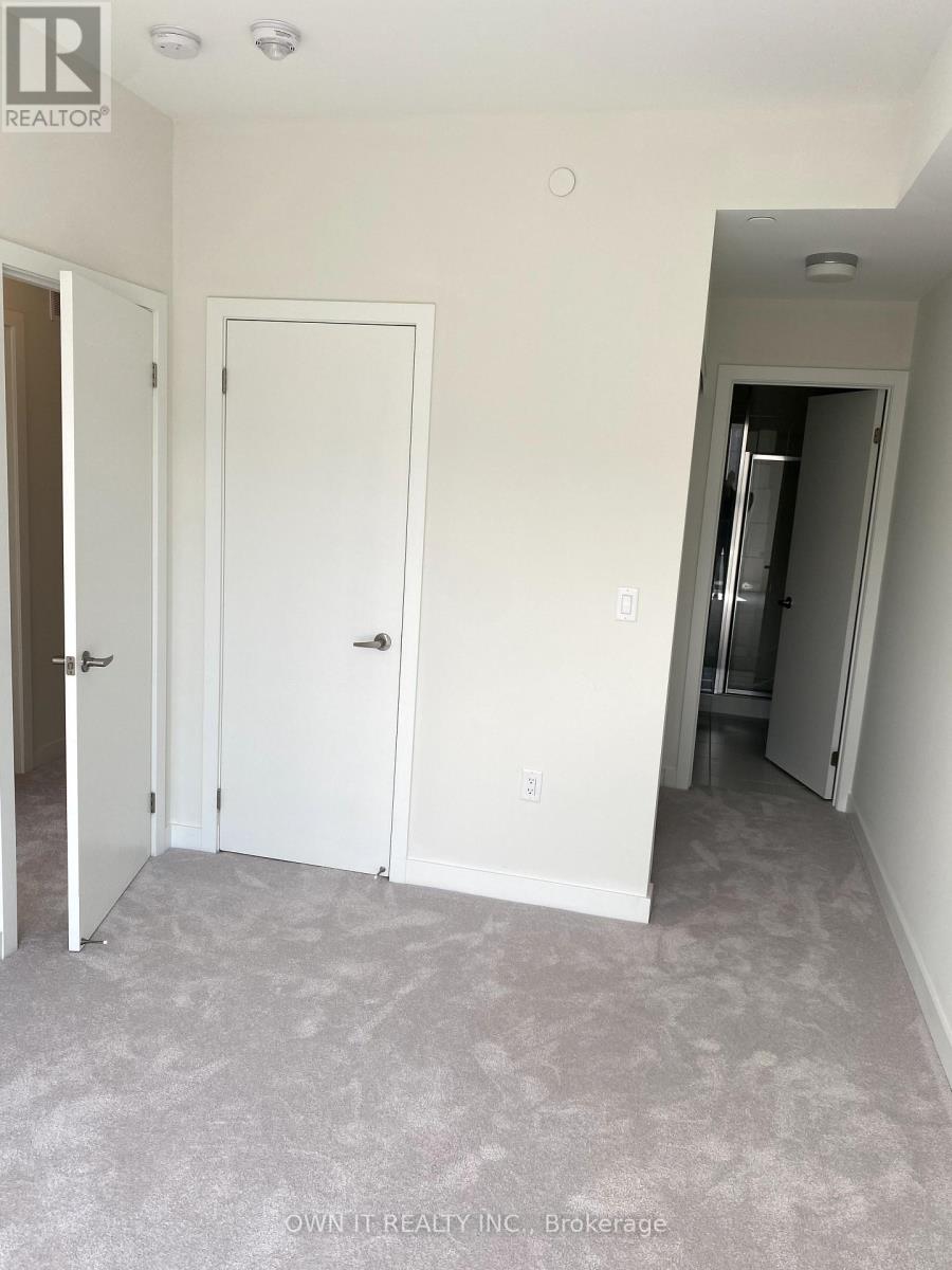 Photo 1 of 8 3538 Colonial Drive, Mississauga ON