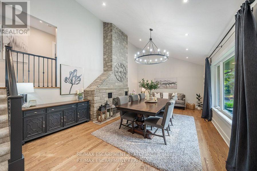 Photo 38 of 2038 15th Side Road, Milton ON