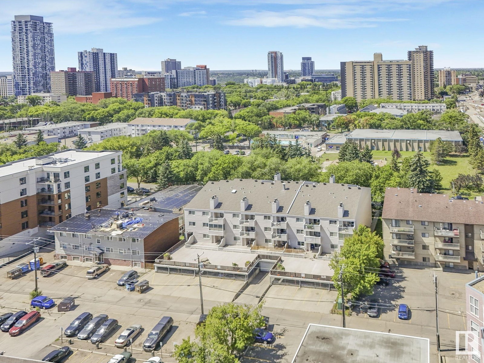 Photo 6 of 402 10335 118 St Nw, Edmonton AB