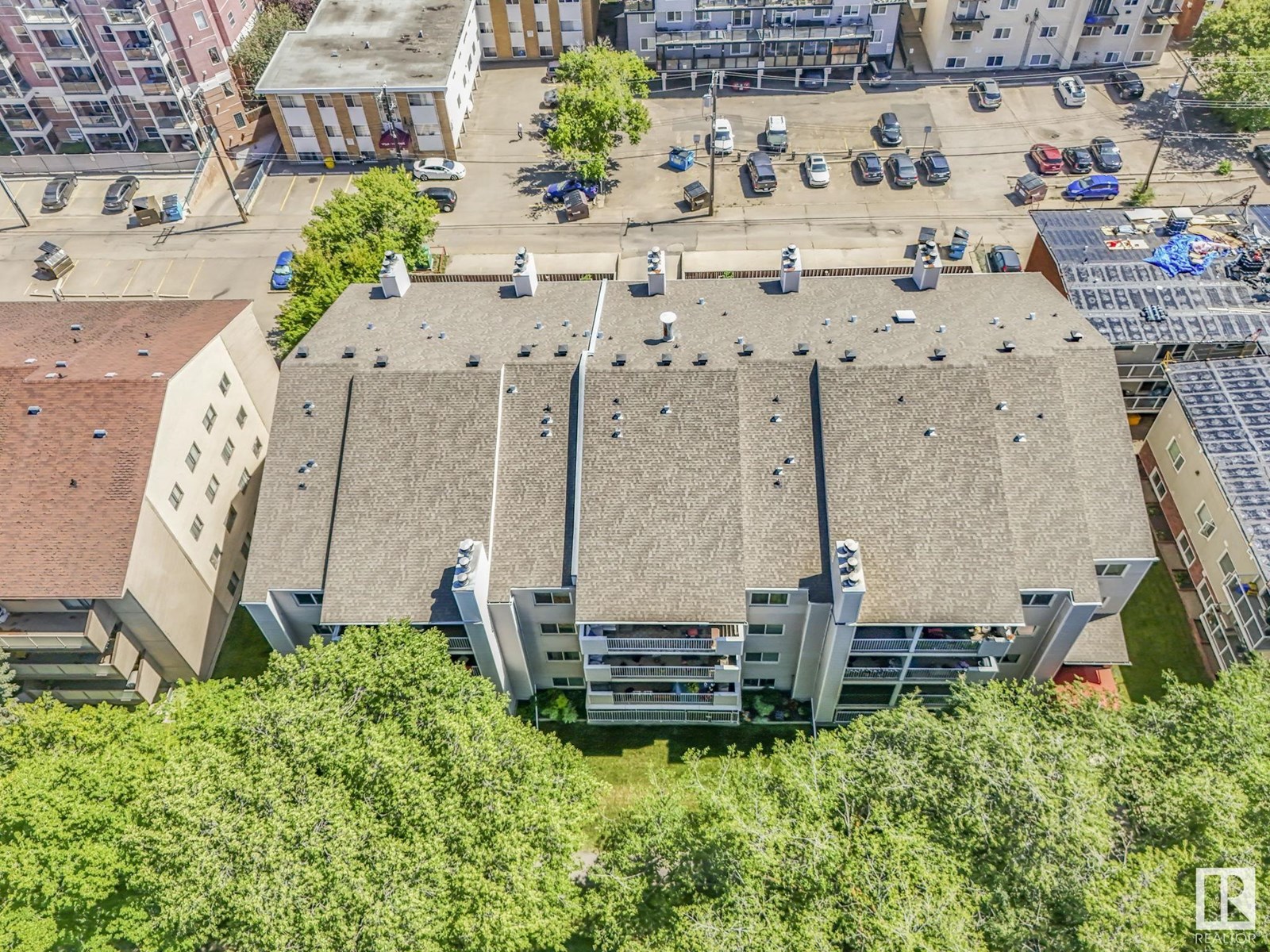 Photo 9 of 402 10335 118 St Nw, Edmonton AB