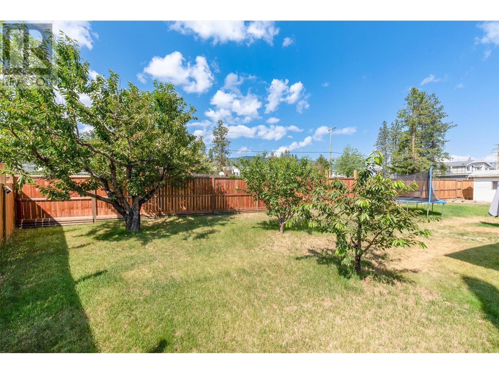  3236 Stonegate Court, West Kelowna