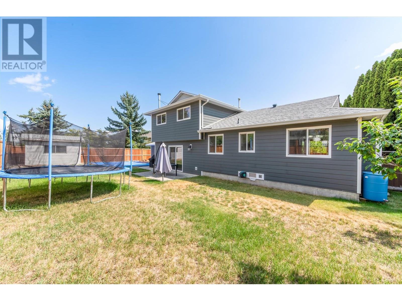  3236 Stonegate Court, West Kelowna
