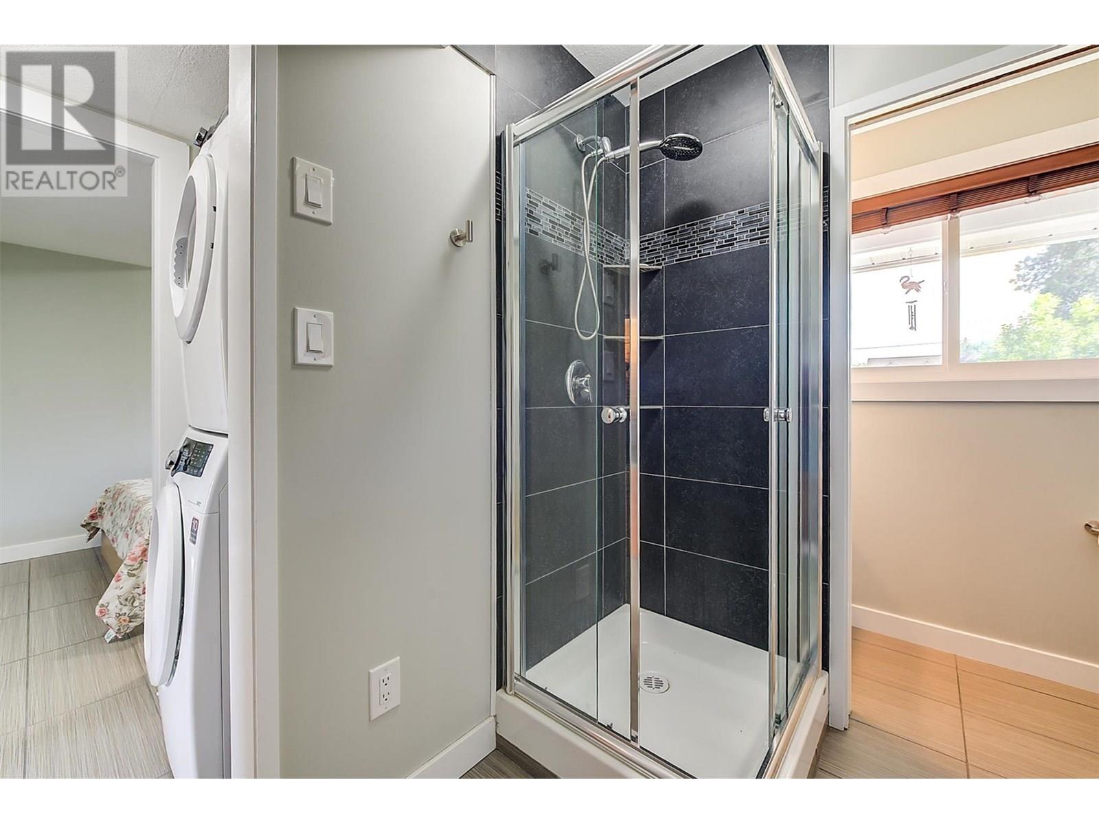  3236 Stonegate Court, West Kelowna