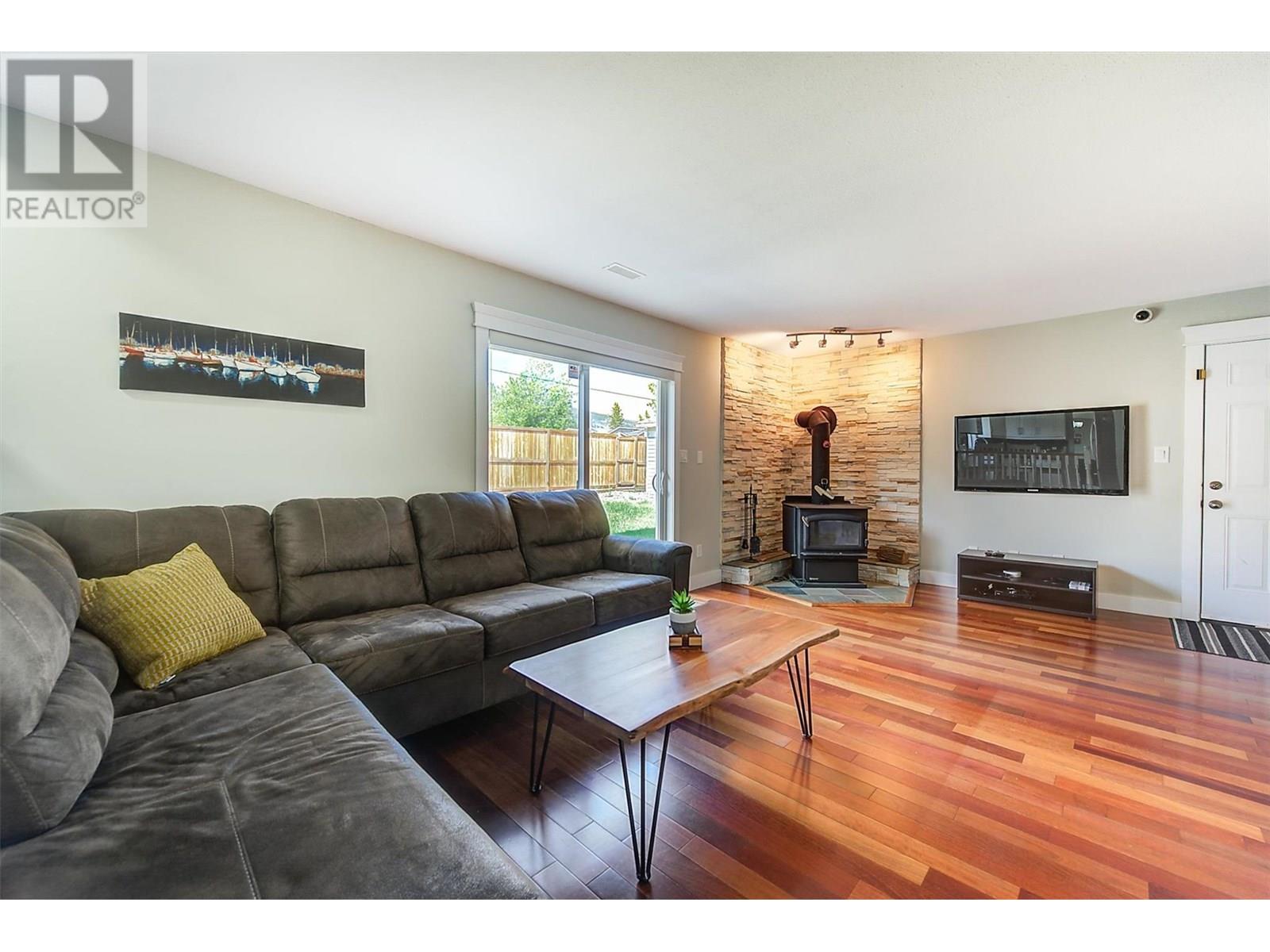  3236 Stonegate Court, West Kelowna