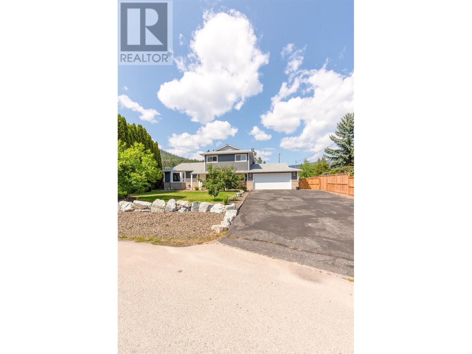  3236 Stonegate Court, West Kelowna