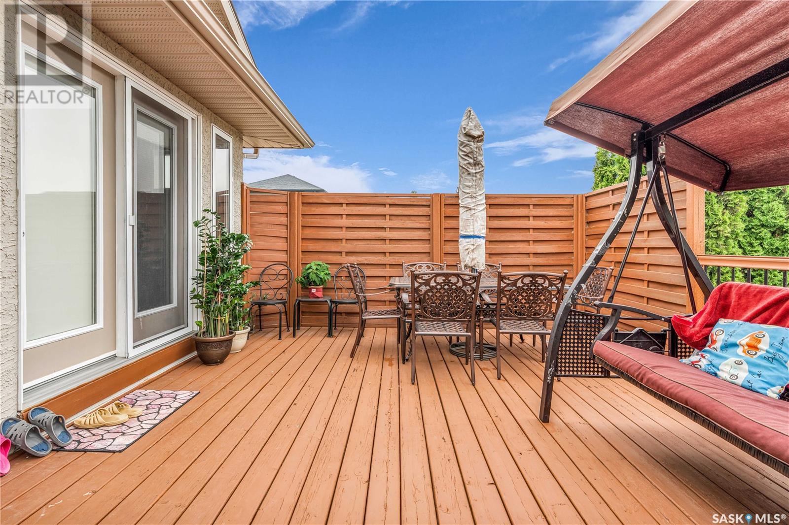 Photo 33 of 250 Robertson Cove, Saskatoon SK