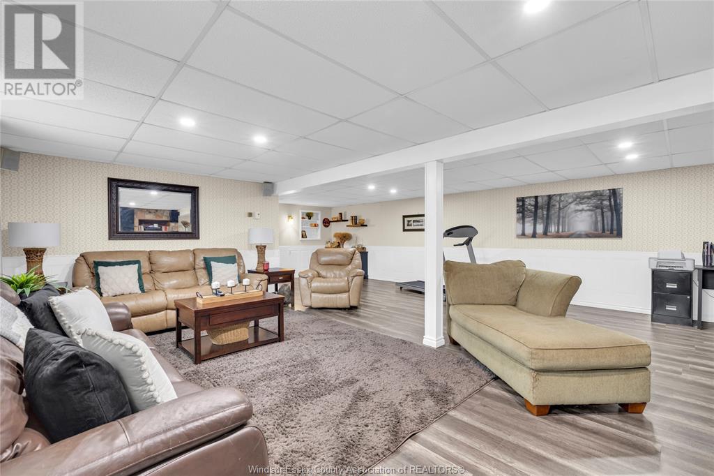 Photo 7 of 3049 Rowley Park Drive, Kingsville ON