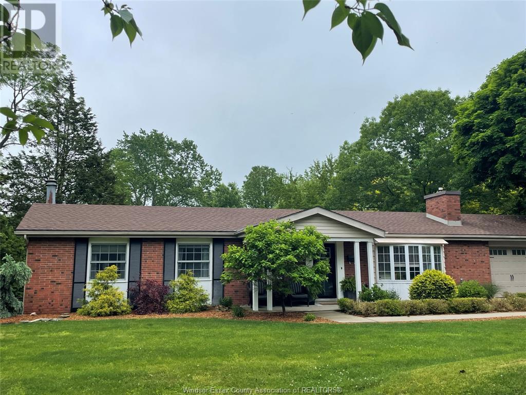 Photo 32 of 3049 Rowley Park Drive, Kingsville ON
