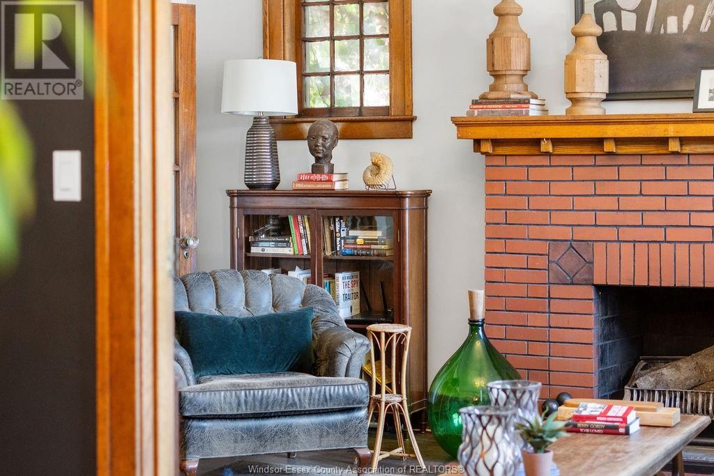 Photo 44 of 539 Hall Avenue, Windsor ON