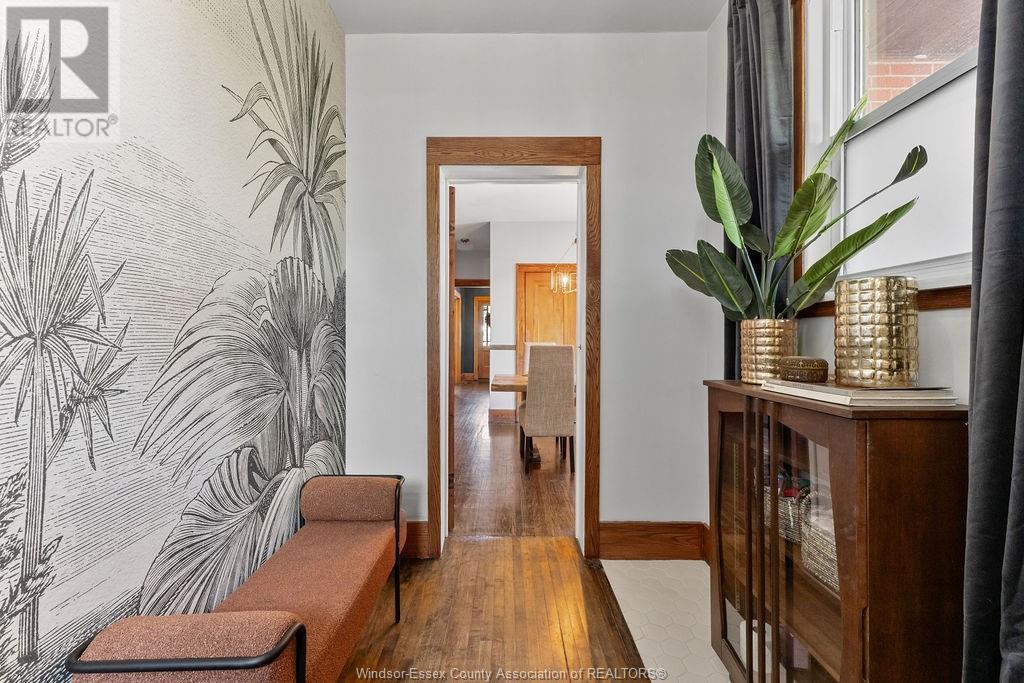 Photo 14 of 539 Hall Avenue, Windsor ON