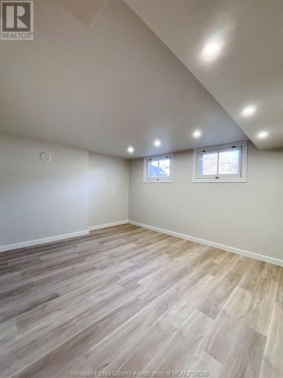 Photo 4 of 539 Hall Avenue, Windsor ON