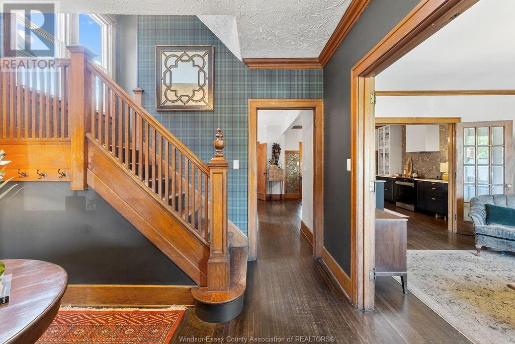 Photo 33 of 539 Hall Avenue, Windsor ON