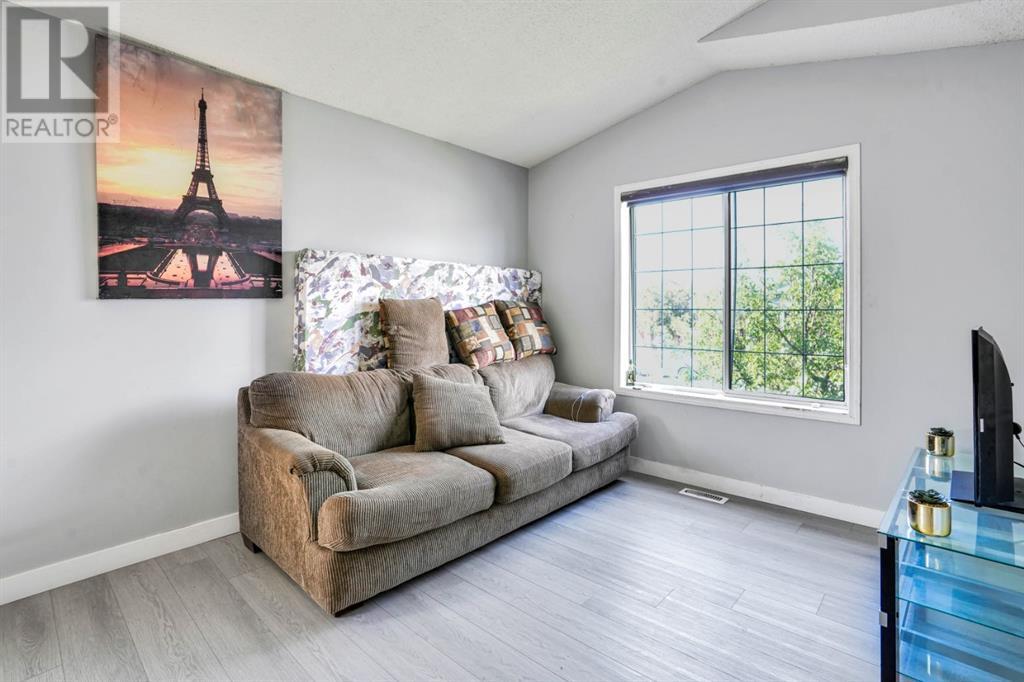 Photo 3 of 1134 Martindale Boulevard Ne, Calgary AB