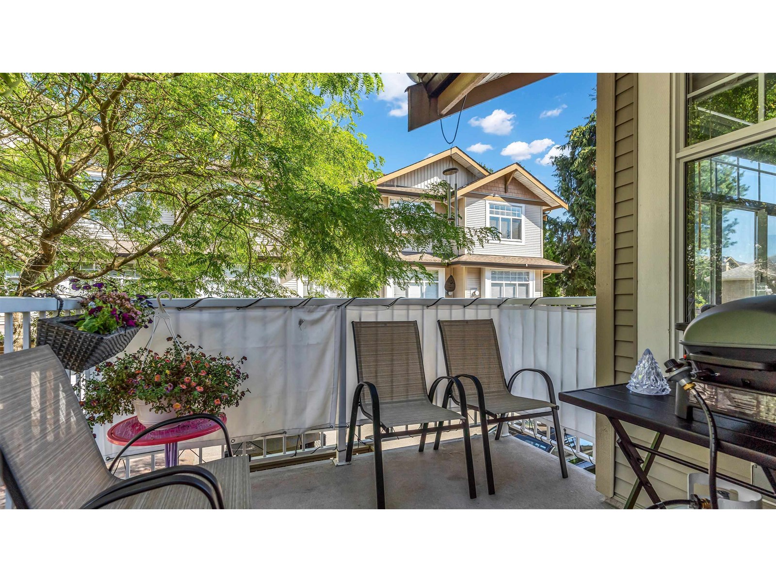 Photo 7 of 105 9580 Prince Charles Boulevard, Surrey BC