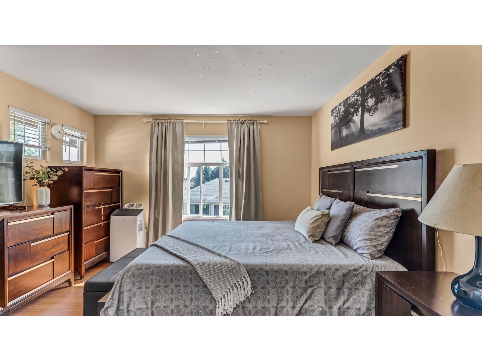 Photo 14 of 105 9580 Prince Charles Boulevard, Surrey BC