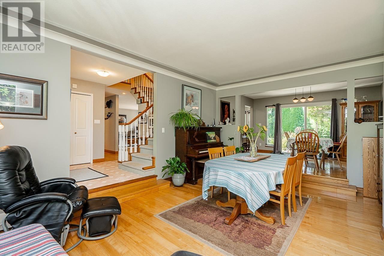 Photo 15 of 10583 245 B Street, Maple Ridge BC