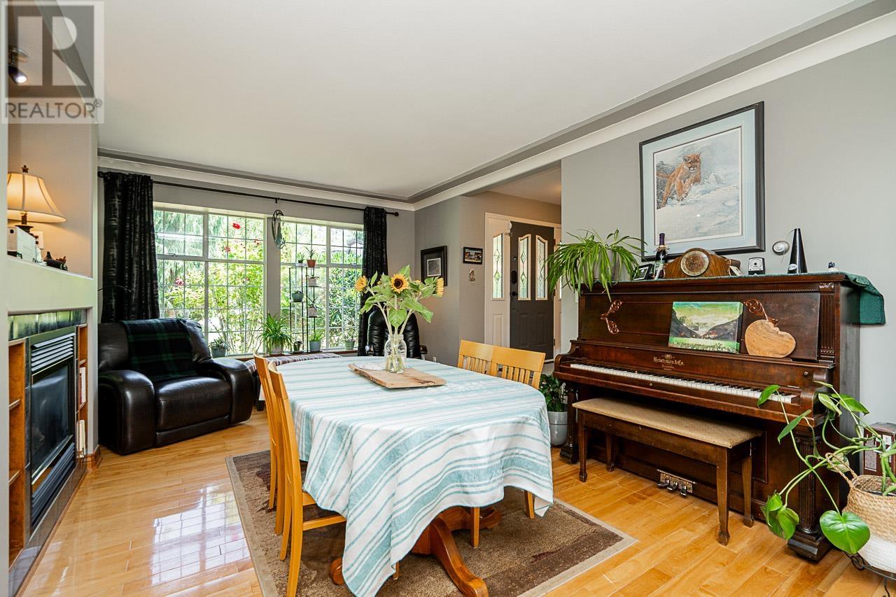 Photo 13 of 10583 245 B Street, Maple Ridge BC