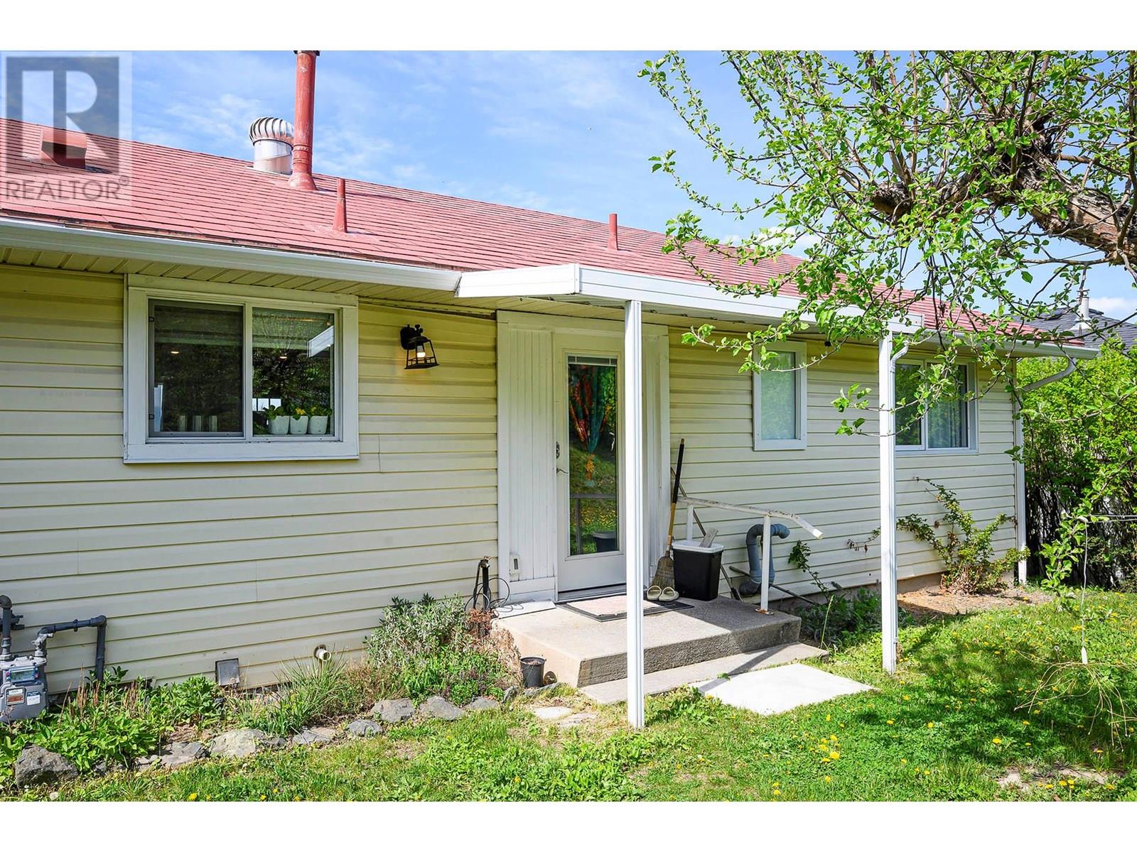 Photo 34 of 925 Fraser Street, Kamloops BC