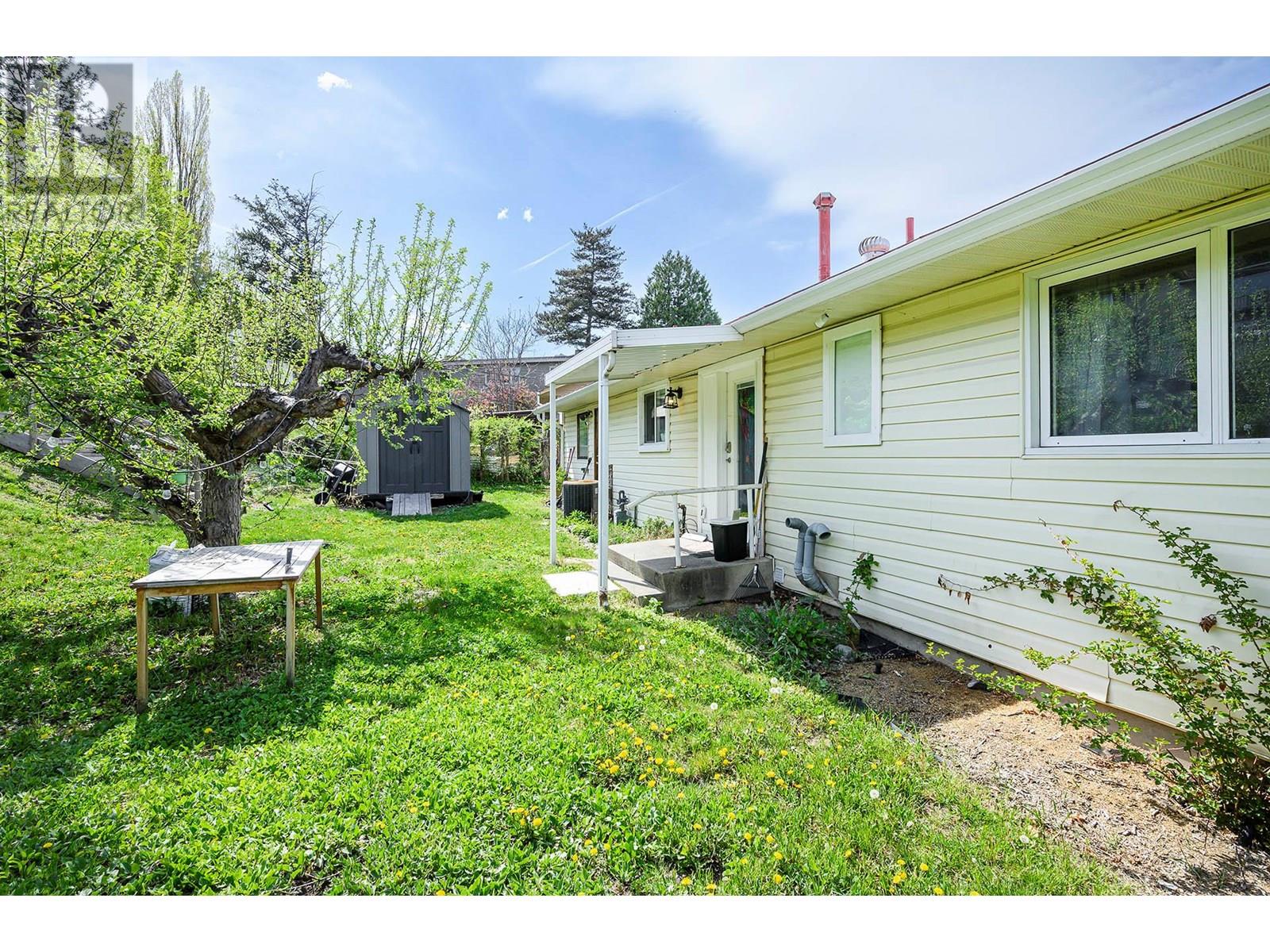 Photo 36 of 925 Fraser Street, Kamloops BC