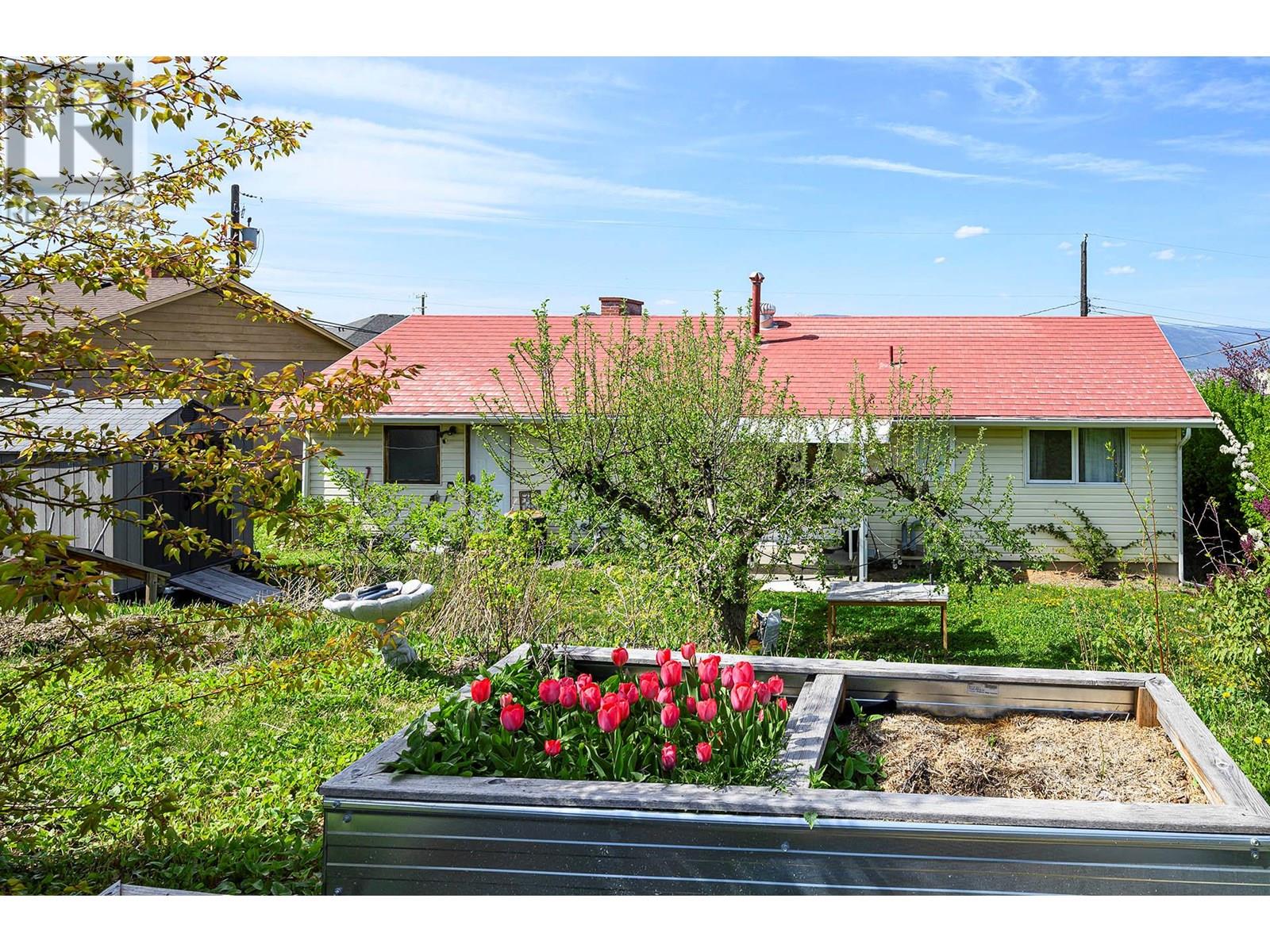 Photo 37 of 925 Fraser Street, Kamloops BC