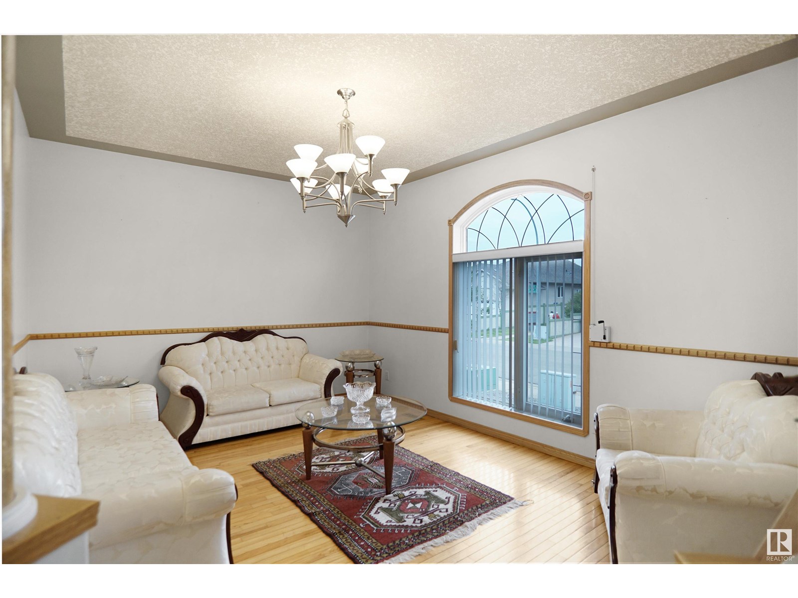 Photo 9 of 16206 70 St Nw, Edmonton AB