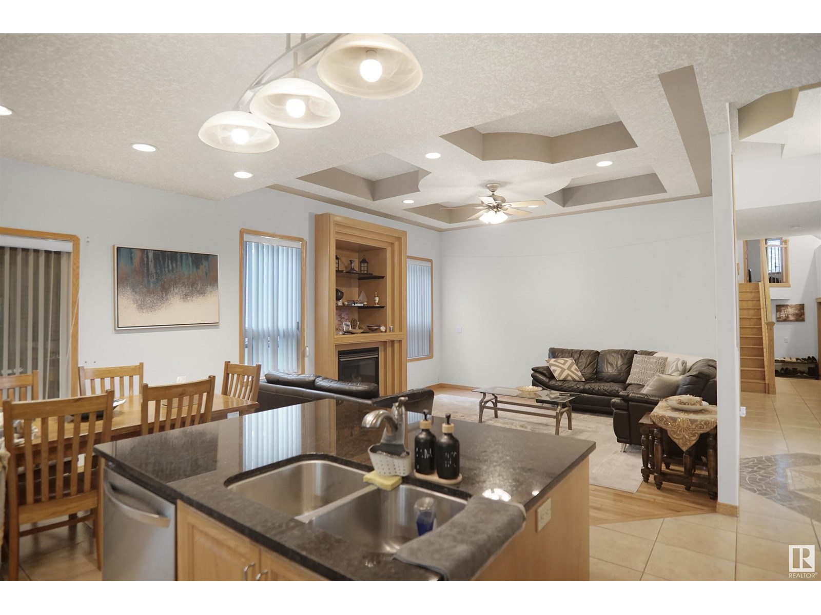 Photo 21 of 16206 70 St Nw, Edmonton AB