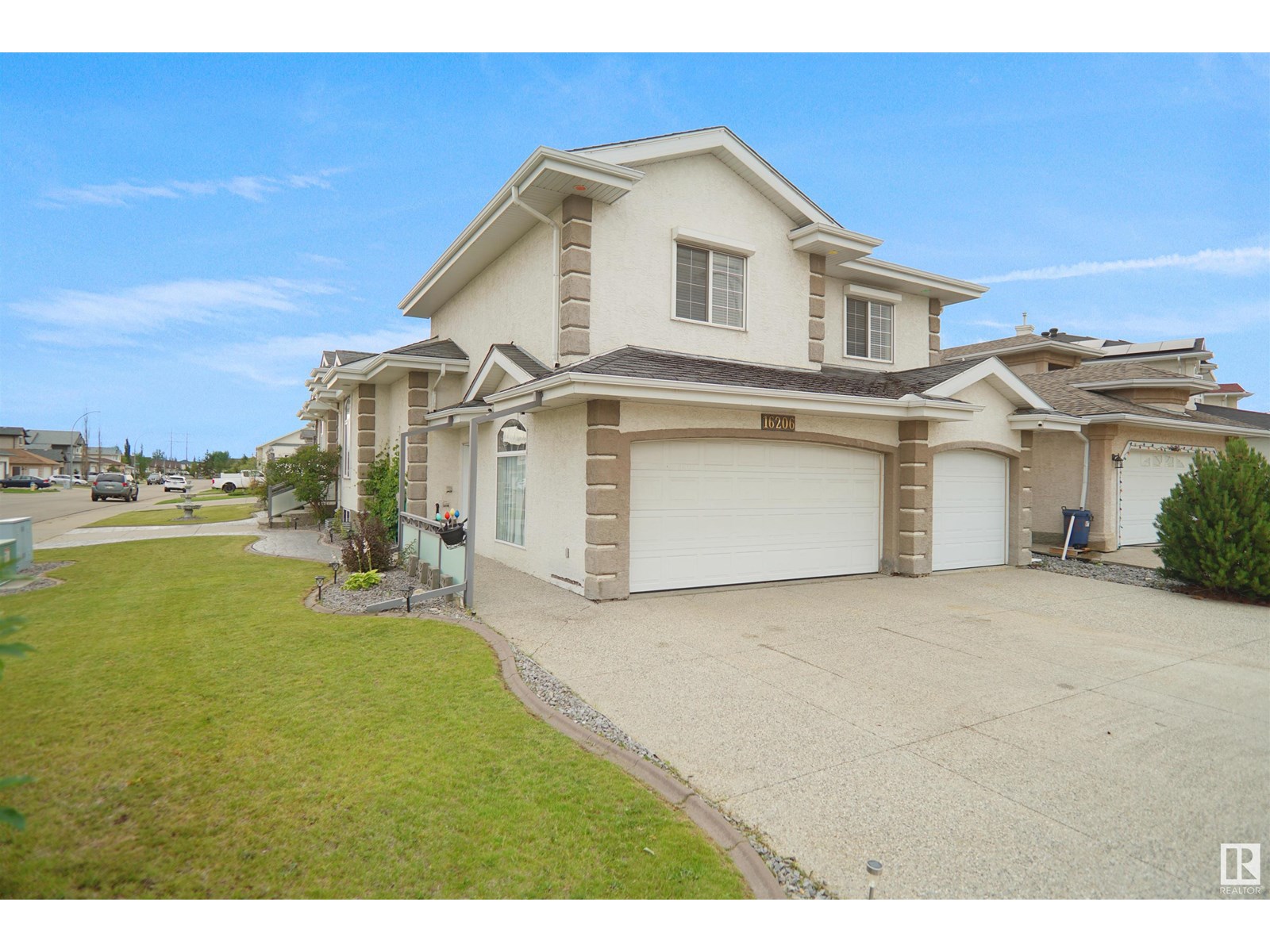 Photo 52 of 16206 70 St Nw, Edmonton AB