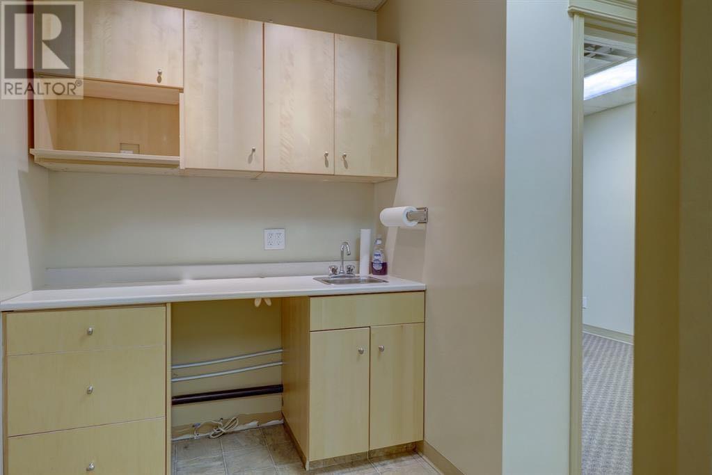 Photo 11 of 109 8715 109 Street, Grande Prairie AB